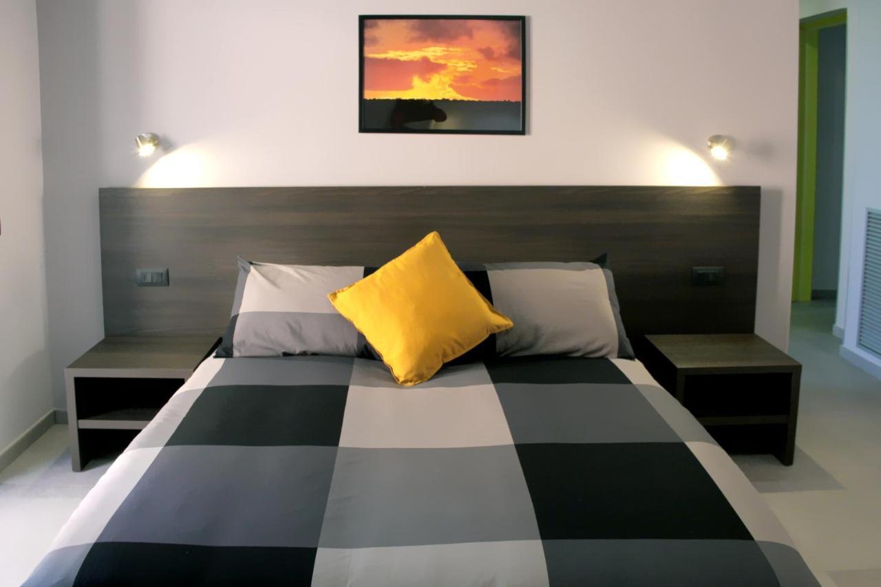 Easyroom Frosinone - Casello Autostradale Dış mekan fotoğraf