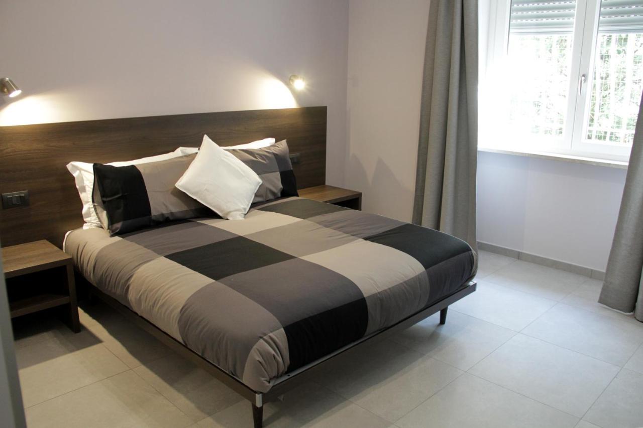 Easyroom Frosinone - Casello Autostradale Dış mekan fotoğraf