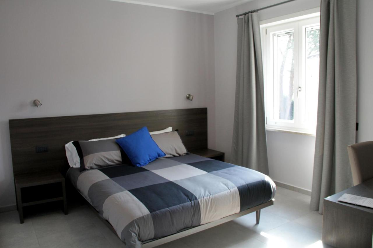 Easyroom Frosinone - Casello Autostradale Dış mekan fotoğraf