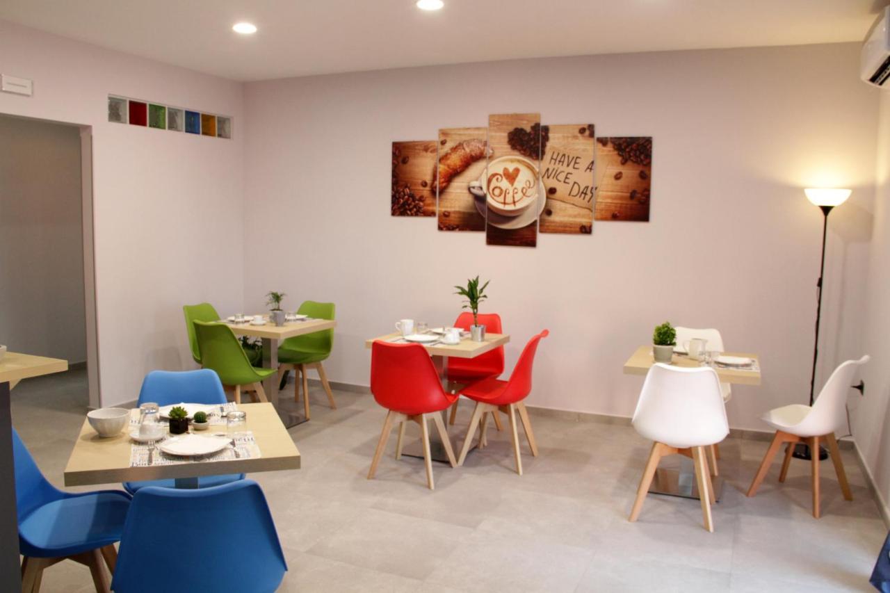 Easyroom Frosinone - Casello Autostradale Dış mekan fotoğraf