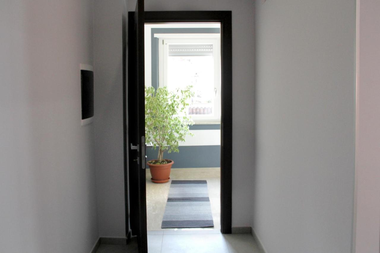 Easyroom Frosinone - Casello Autostradale Dış mekan fotoğraf